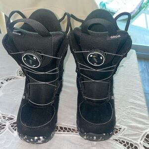Kids Burton Grom Boa Snow boot Compare at $111.00 new
